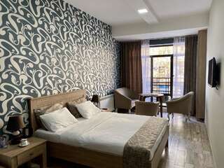 Отель Nizami Street Hotel Баку Стандартный семейный номер-1